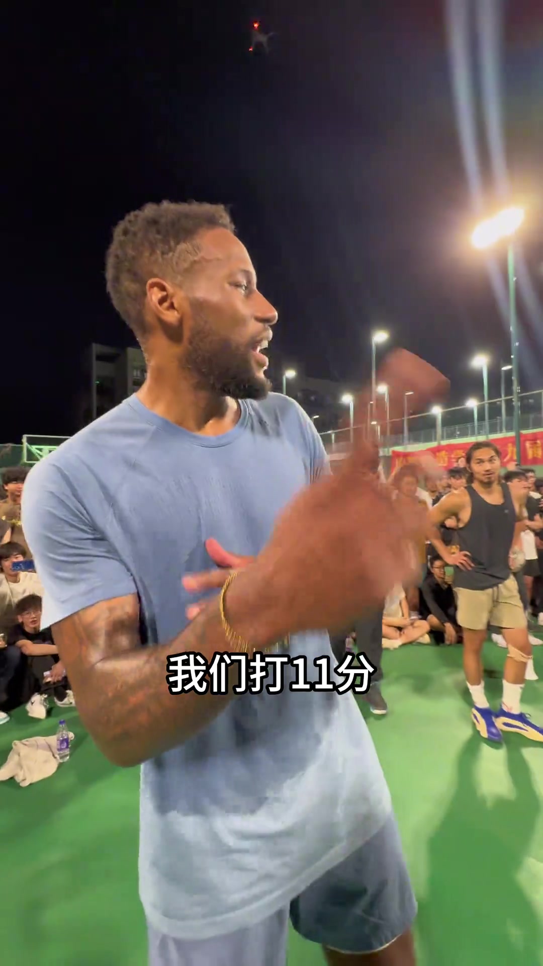 雞腿諾前男友程鑫凱跟威姆斯單挑，職業(yè)跟業(yè)余差距還是挺大啊