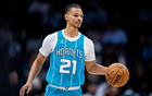 前NBA球員王以賽亞續(xù)約3年，曾表態(tài)愿為中國男籃效力。