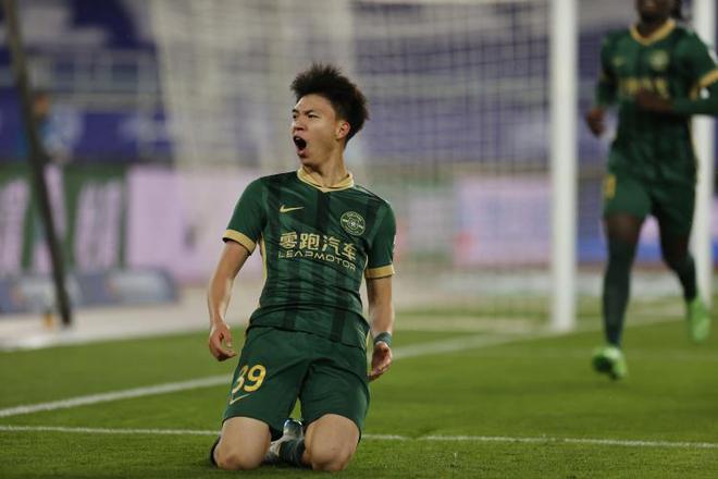 潘偉力：王鈺棟能力尚需提升，五大聯(lián)賽需頂尖實(shí)力。
