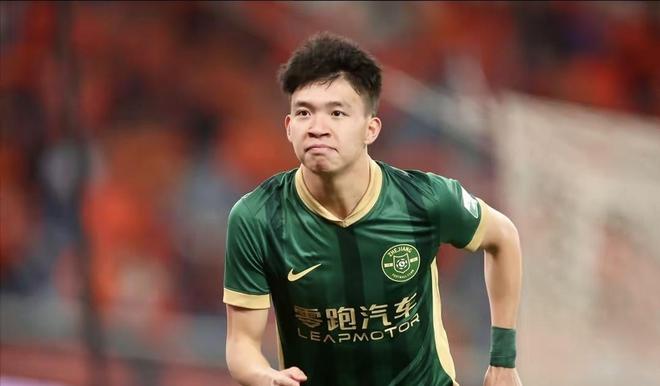 王鈺棟足協(xié)杯首球！18歲40場10球，陶助攻亮眼。