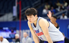 楊瀚森NBA選秀落選機(jī)率低，期待首輪表現(xiàn)。