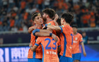 中超：久逢甘霖，贏拼雙響，泰山勝武漢三鎮(zhèn)3:1。