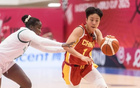 40中19，轟53+15，女籃新雙核亮眼。無(wú)張子宇，輸球亦有收獲。